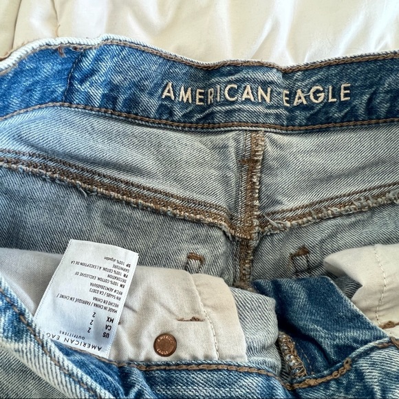 American Eagle Ripped Shorts - Picture 4 of 4